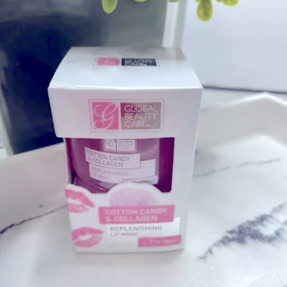 Global Beauty Care Other - 🆕 Global Beauty Care Cotton Candy & Collagen Replenishing Lip Mask ~ FREE gift